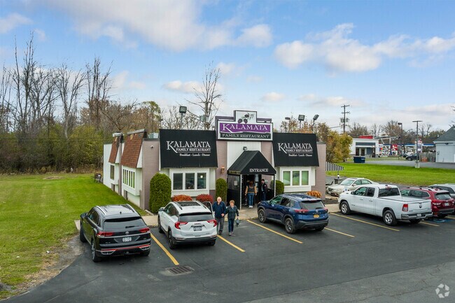 Kalamata is a local restaurant with a pleasant atmosphere in South Lockport.