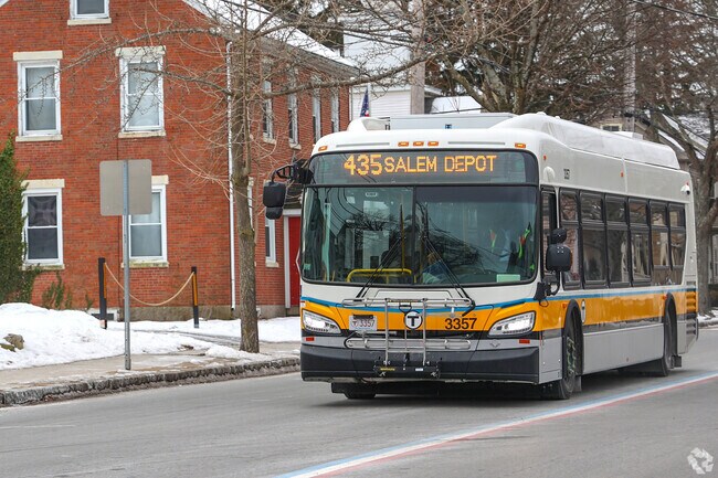 West Peabody has bus service that runs to the malls and Salem Train Depot.