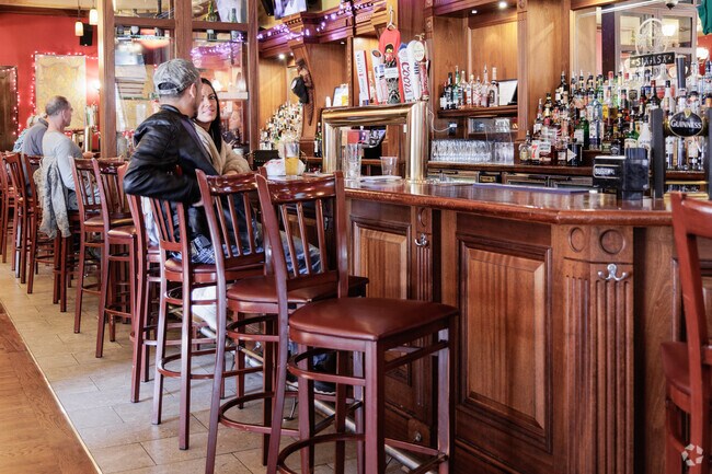 A couple enjoys lunch at the bar at Siamsa in Downtown Stroudsburg, PA.