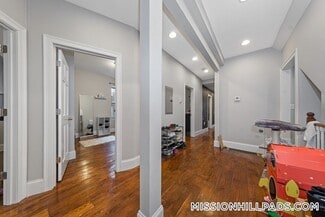 16 Sewall St Unit 2, Boston, MA 02120