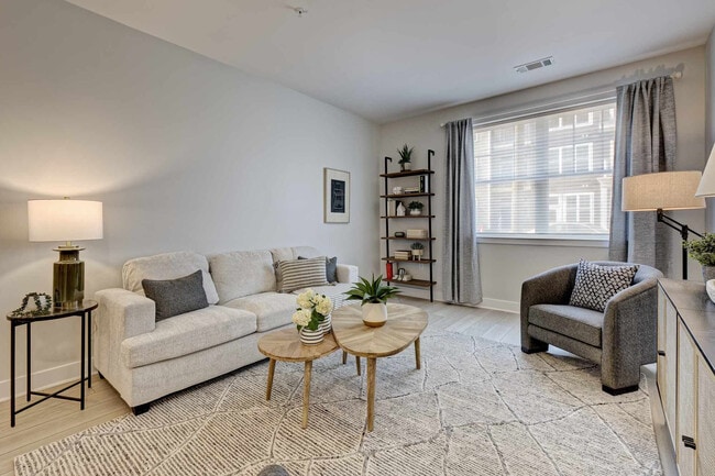 Tellus Bloom, Bloomfield, CT 06002 - photo 6