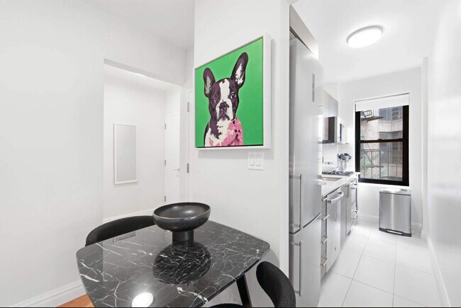 10 Downing St unit ID1356852P, New York, NY 10014 - photo 5