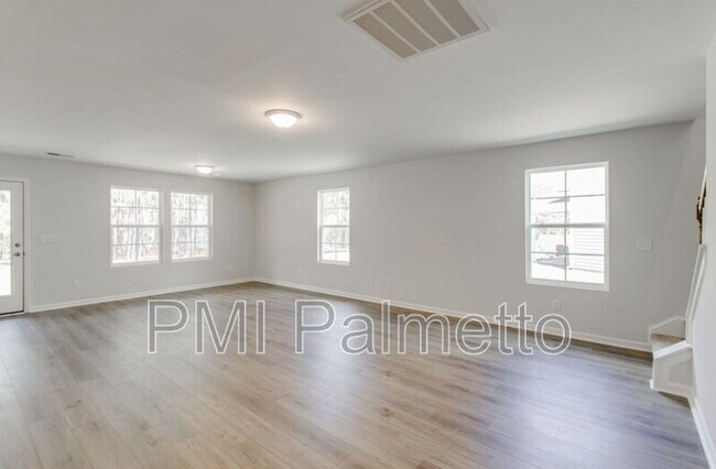 1015 Crescent Corner Dr, Elgin, SC 29045 - photo 7