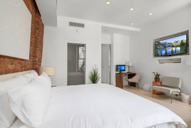 354 Bowery unit ID1035006P, New York, NY 10012 - photo 7