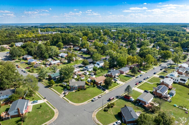 Dale City Neighborhoods