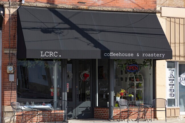 Leonard's Coffee Roasting is an independent coffee house in downtown Johnstown, Ohio.