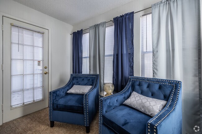 Covington Glen, Decatur, GA 30035 - photo 4