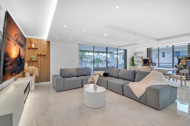 468 Golden Isles Dr unit ID1372321P, Hallandale Beach, FL 33009 - photo 5