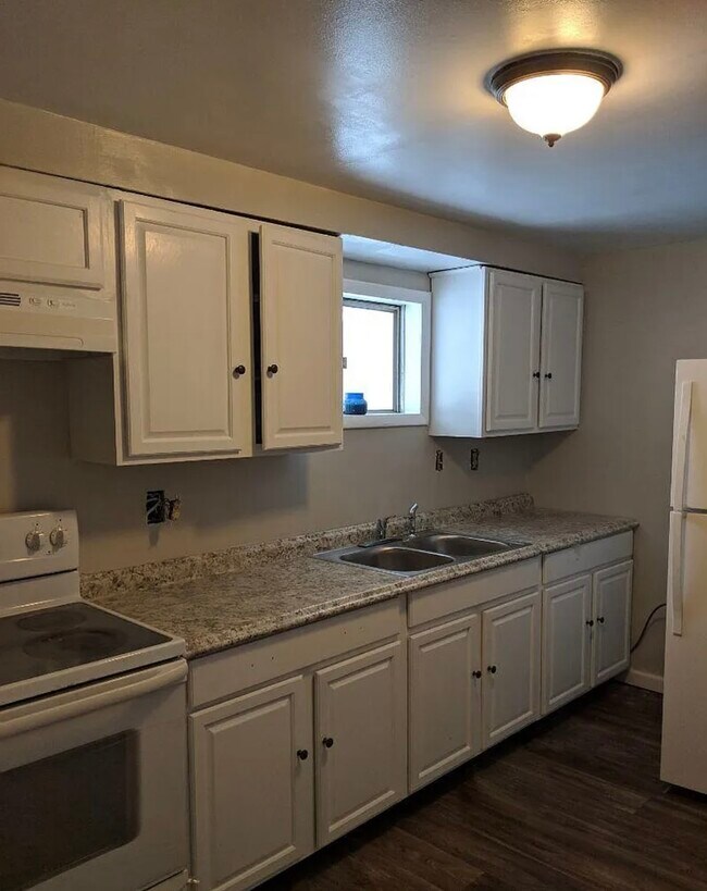 10208 Farrar Ave unit Basement, Cheltenham, MD 20623 - photo 5