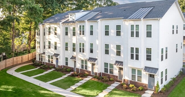 Townes at Five Points, Charlotte, NC 28216 - photo 5