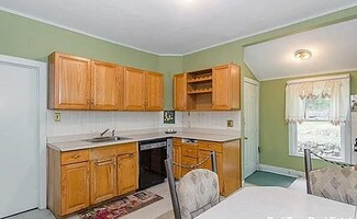 183 Weston St Unit 1, Waltham, MA 02453