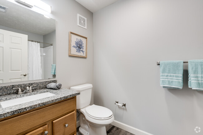 2 BR, 2 BA