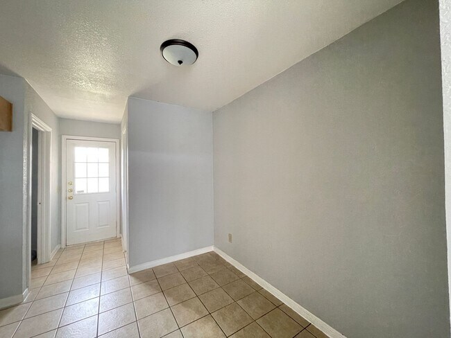 4006 Madison Dr unit C, Killeen, TX 76543 - photo 4