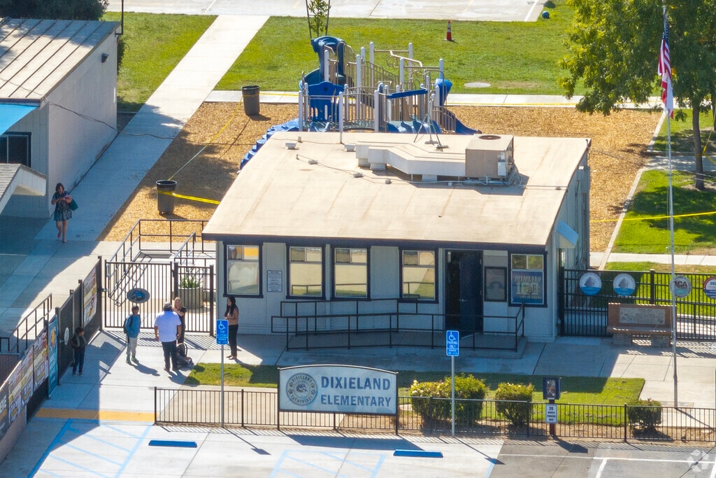 Welcome to Dixieland Elementary School in Madera County.