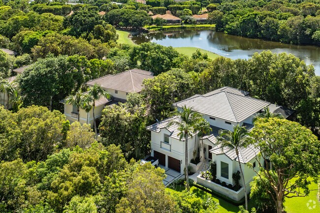 Find gorgeous Spanish-revival style homes in Ocean Reef Club in North Key Largo, FL.