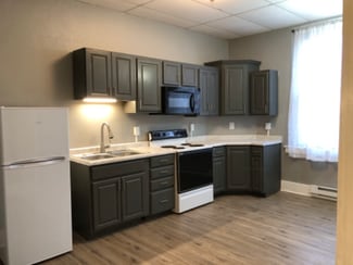 80 N Main St Unit 5, Canton, IL 61520