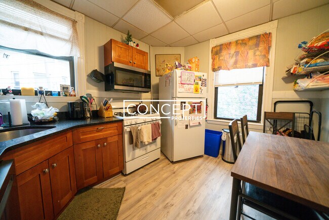 826 Huntington Ave unit 2, Boston, MA 02115 - photo 3