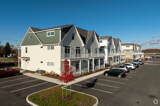 VC Park at Geauga Lake, Aurora, OH 44202 - photo 3