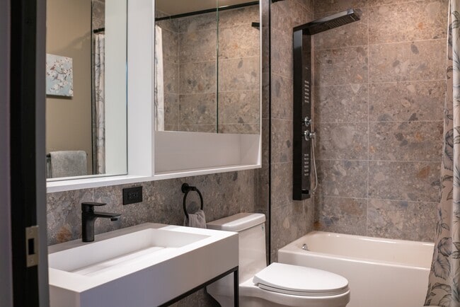 HQ, Hartford, CT 06103 - photo 3