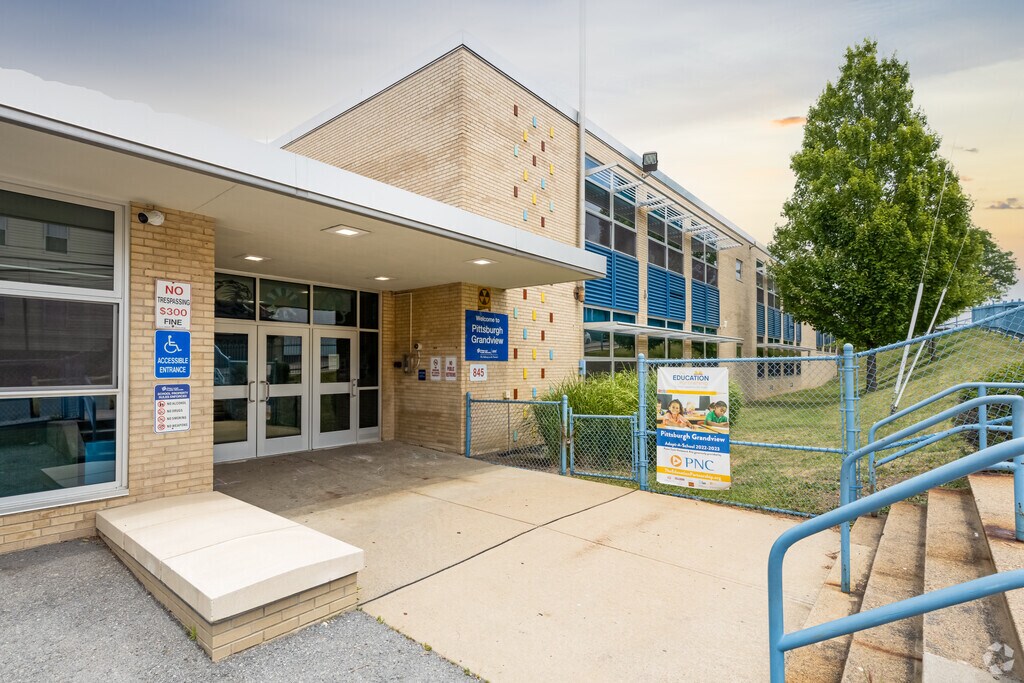 Enter Grandview PreK-5 and change your world.