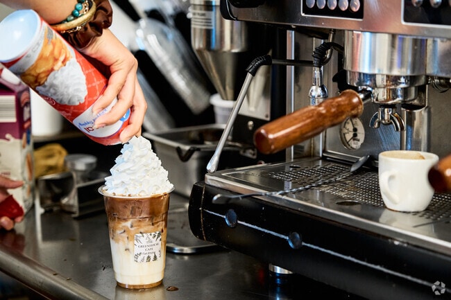 Try a caramel macchiato at Greenhouse Cafe in Highfield-Cascade.