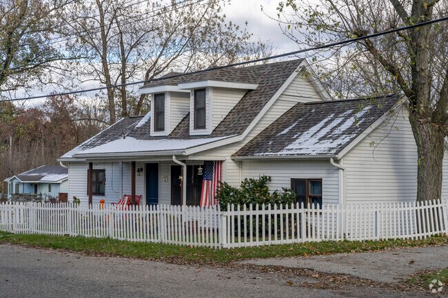 Ortonville blends Victorian farmhouses with cozy bungalows.