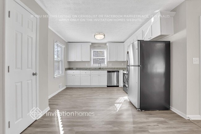 1169 Ashley Lake Dr, Marietta, GA 30062 - photo 7