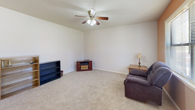 301 S Walnut St, Walnut Grove, MO 65770 - photo 2