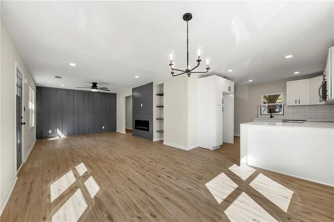 164 Chicamauga Ave SW unit 1 Bed, Atlanta, GA 30314 - photo 4