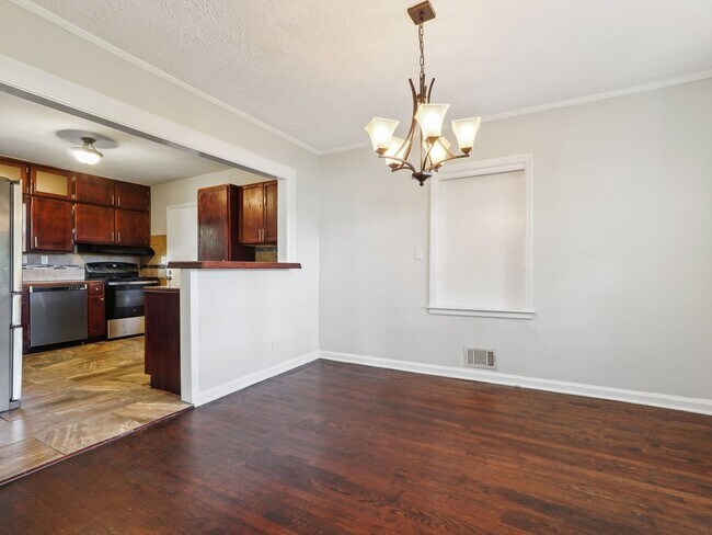 3194 N Druid Hills Rd, Decatur, GA 30033 - photo 6