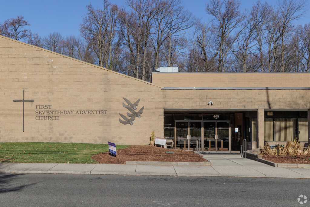 Wilbert F Mays Seventh-Day Adventist School is a private co-ed day school in Teaneck, NJ