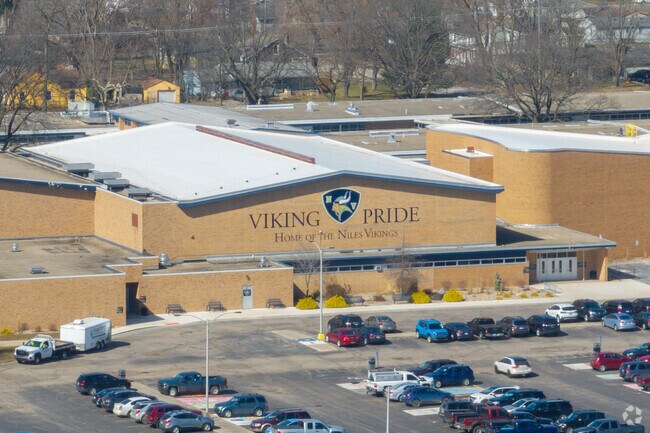 Niles Senior High sports teams use the nickname Vikings.