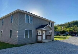 305 W Seminary St, Vevay, IN 47043