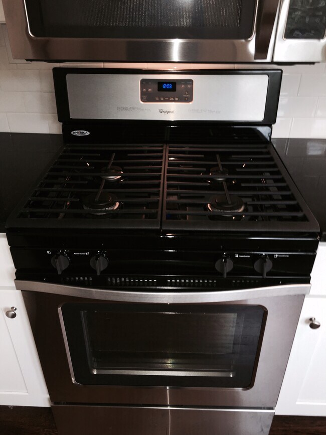 4151 Wyoming St unit 1, Kansas City, MO 64111 - photo 4