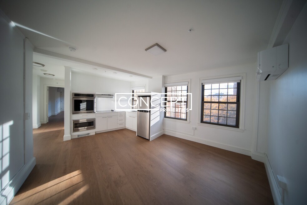 1208 Massachusetts Ave unit 11-2, Cambridge, MA 02138 - photo 1