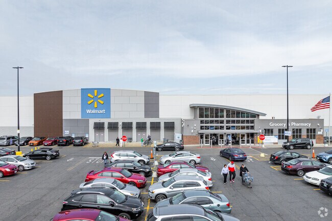 Walmart is one of the many options to run your daily errands in Cragin.
