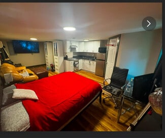 911 Francis Rd, Glen Allen, VA 23059