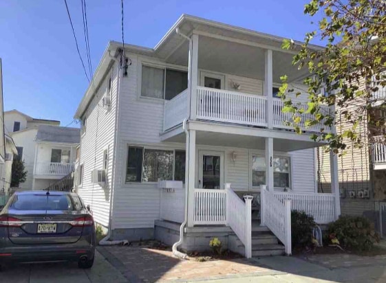 226 E Cresse Ave unit 4, Wildwood, NJ 08260 - photo 1