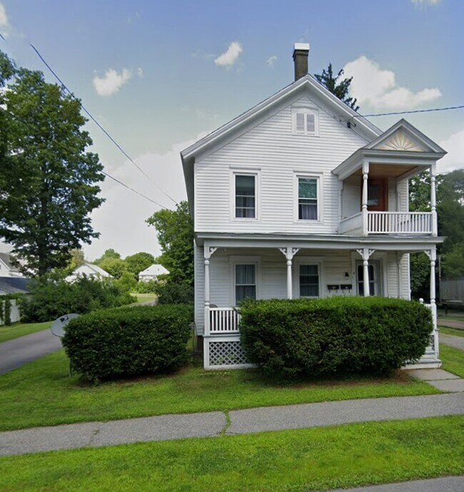4 Church St Unit 1, Essex, VT 05452