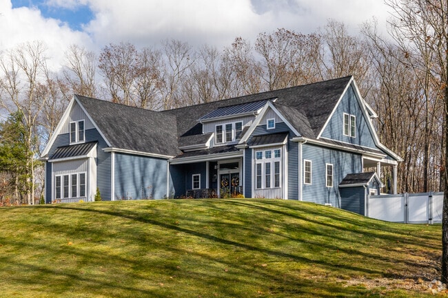 New Traditional is a popular home style around North Cumberland.