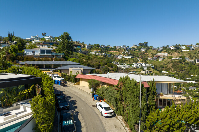 Celebrity Home Builder Lists a Hollywood Hills Spec Home for $28 Million