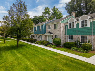 1700 Grant St, Birmingham, MI 48009