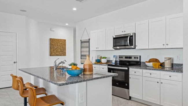 16129 N Catanzaro Dr, Maricopa, AZ 85138 - photo 5