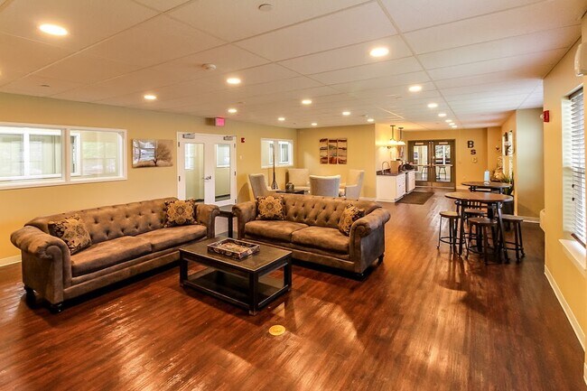 Broad Street Commons, Plattsburgh, NY 12901 - photo 4