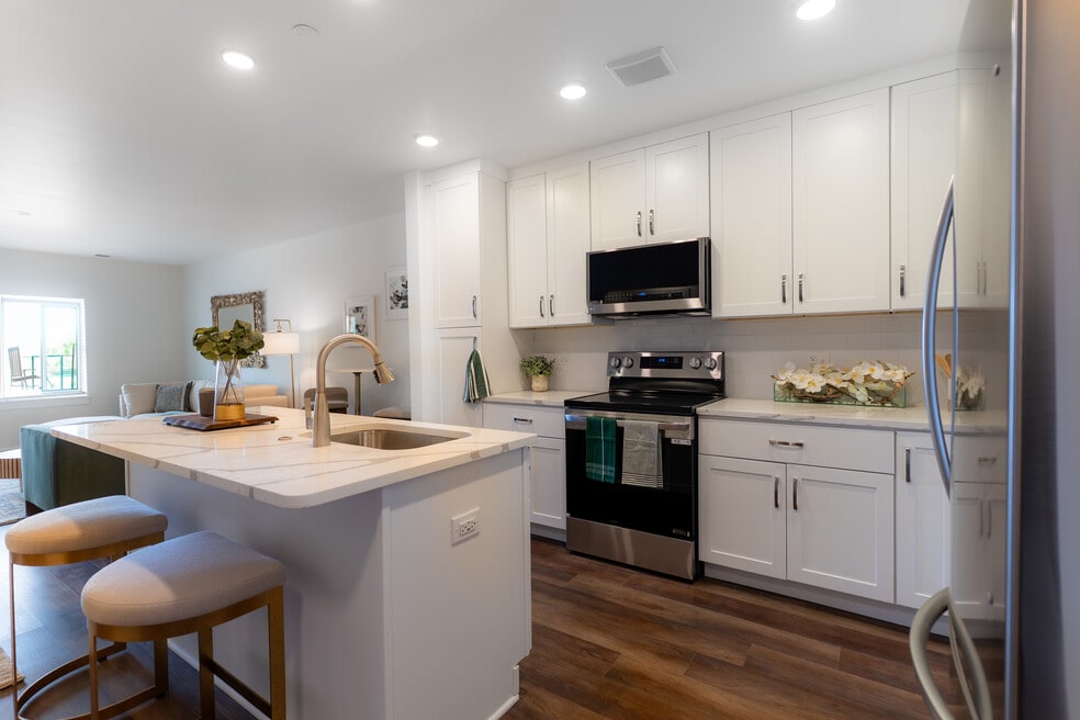 Gurnee Glen Apartments, Gurnee, IL 60031 - photo 1