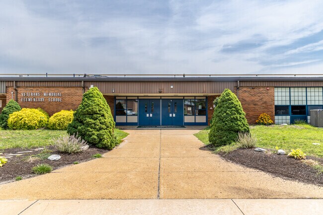 Veterans Memorial Elementary School in Brick has an 11:1 student-to-teacher ratio.