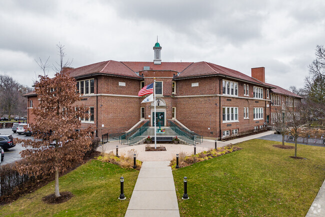 Greeley Elementary School has a student-teacher ratio of 9 to 1.