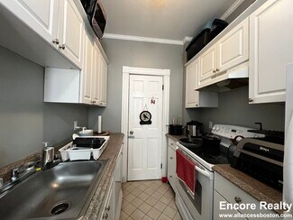 1625 Commonwealth Ave, Boston, MA 02135