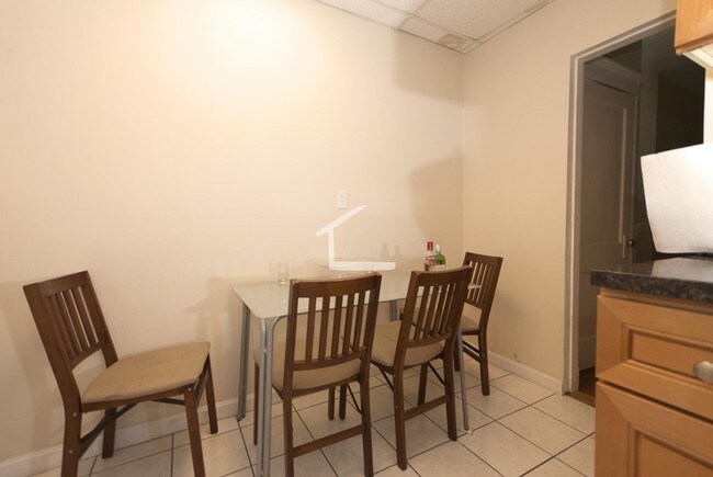 1307 Commonwealth Ave unit 3, Allston, MA 02134 - photo 4