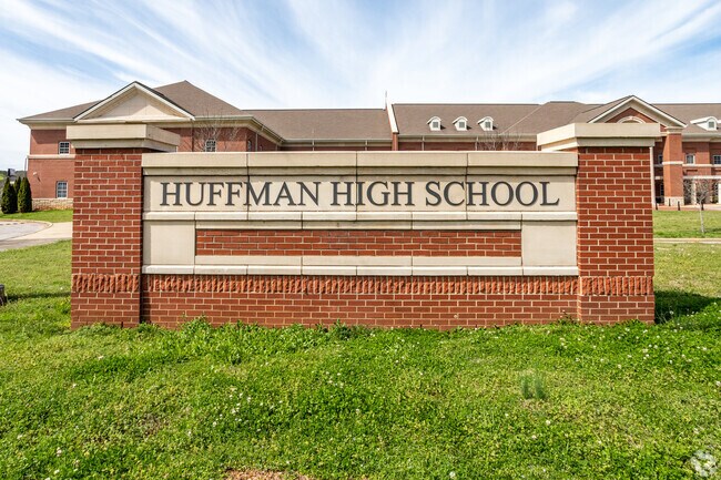 Welcome to Huffman High School in Spring Lake.